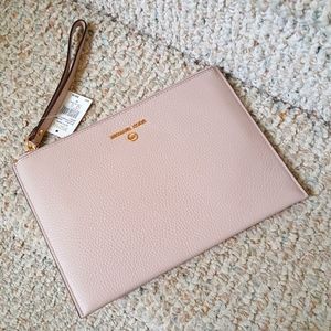 Michael Kors XL CLUTCH & WRISTLET